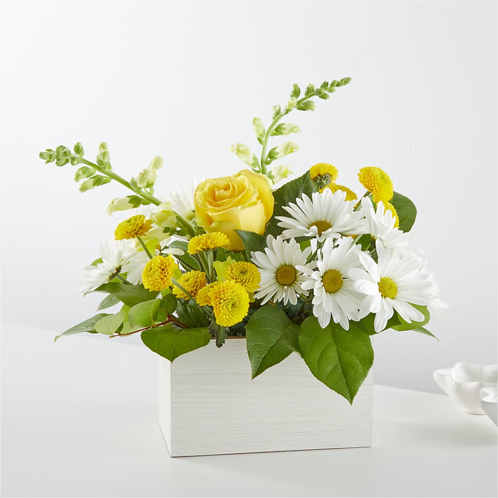 Sun Salutation Box Bouquet – Elite Flowers Of Hemet, Hemet CA