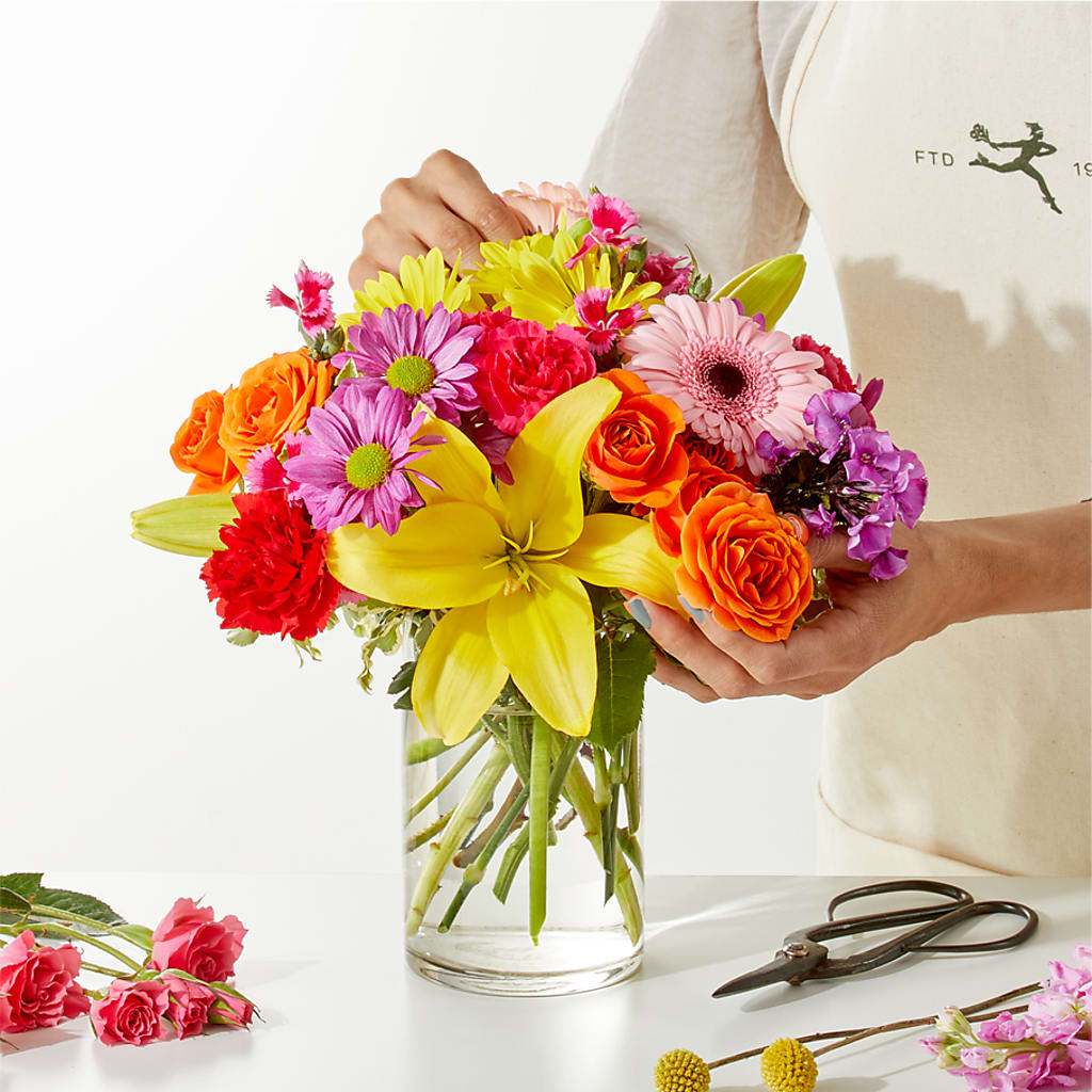 Cue the Confetti - A Florist Original – Elite Flowers Of Hemet, Hemet CA
