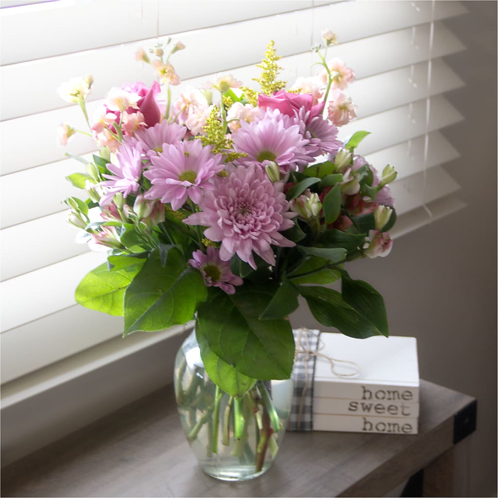 Pastel Tradition - A Florist Original – Elite Flowers Of Hemet, Hemet CA