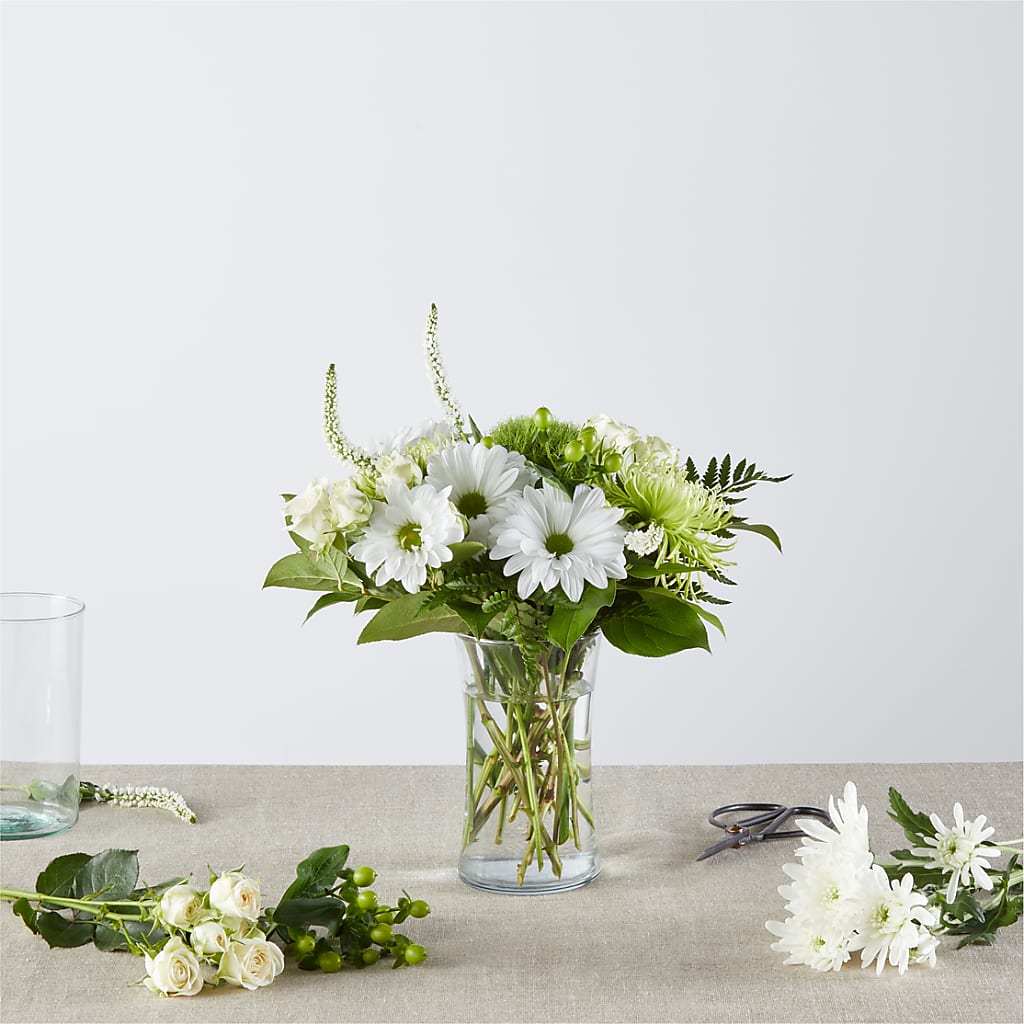 Irish Garden - A Florist Original – Elite Flowers Of Hemet, Hemet CA