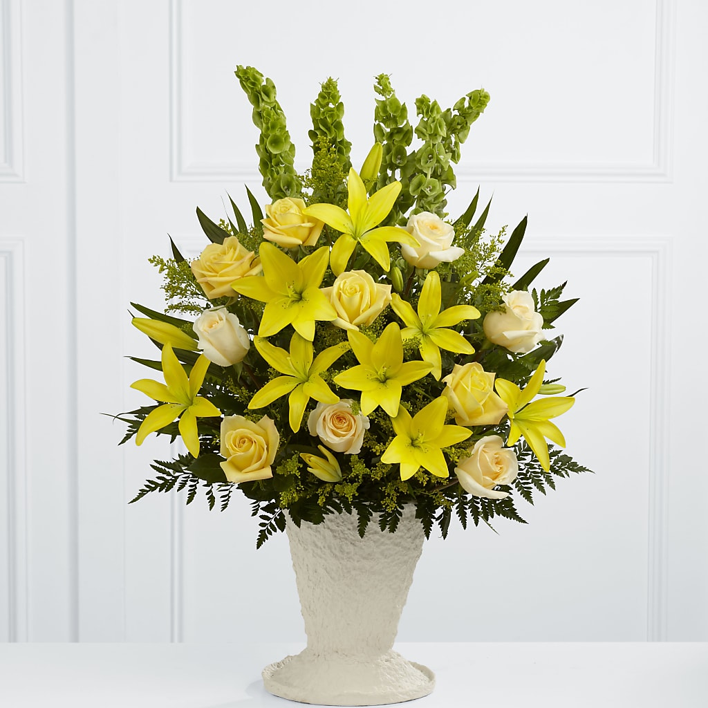 Golden Memories Arrangement – Elite Flowers Of Hemet, Hemet CA