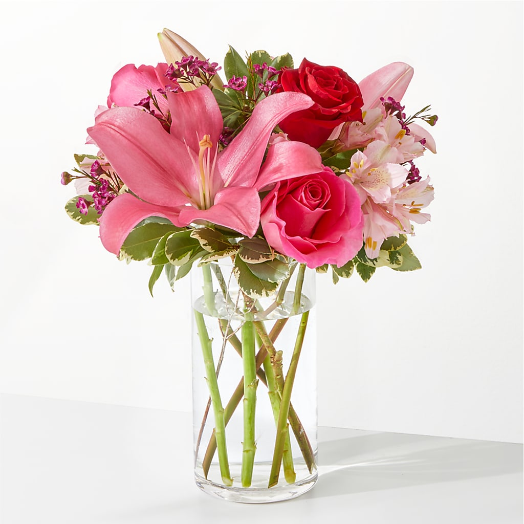 Lucky in Love Bouquet – Elite Flowers Of Hemet, Hemet CA