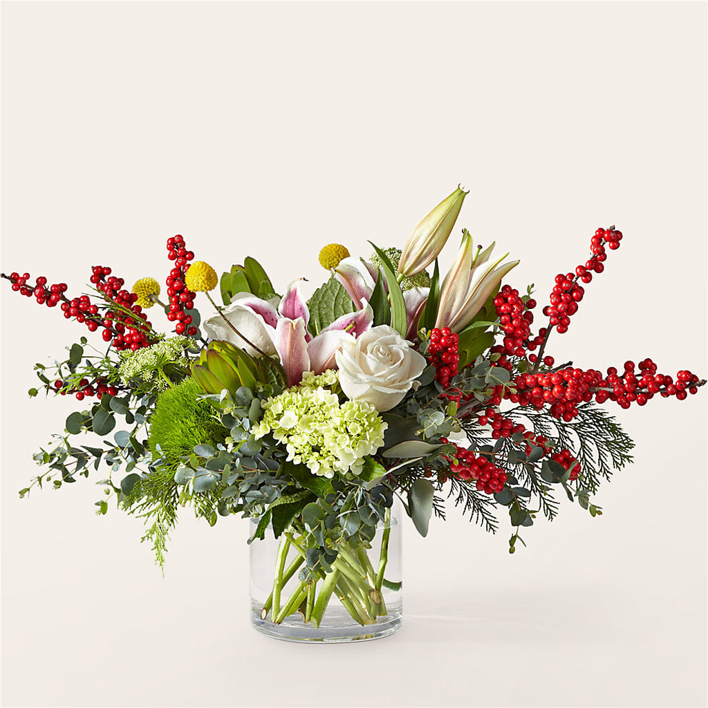 Berry & Bright Bouquet – Elite Flowers Of Hemet, Hemet CA