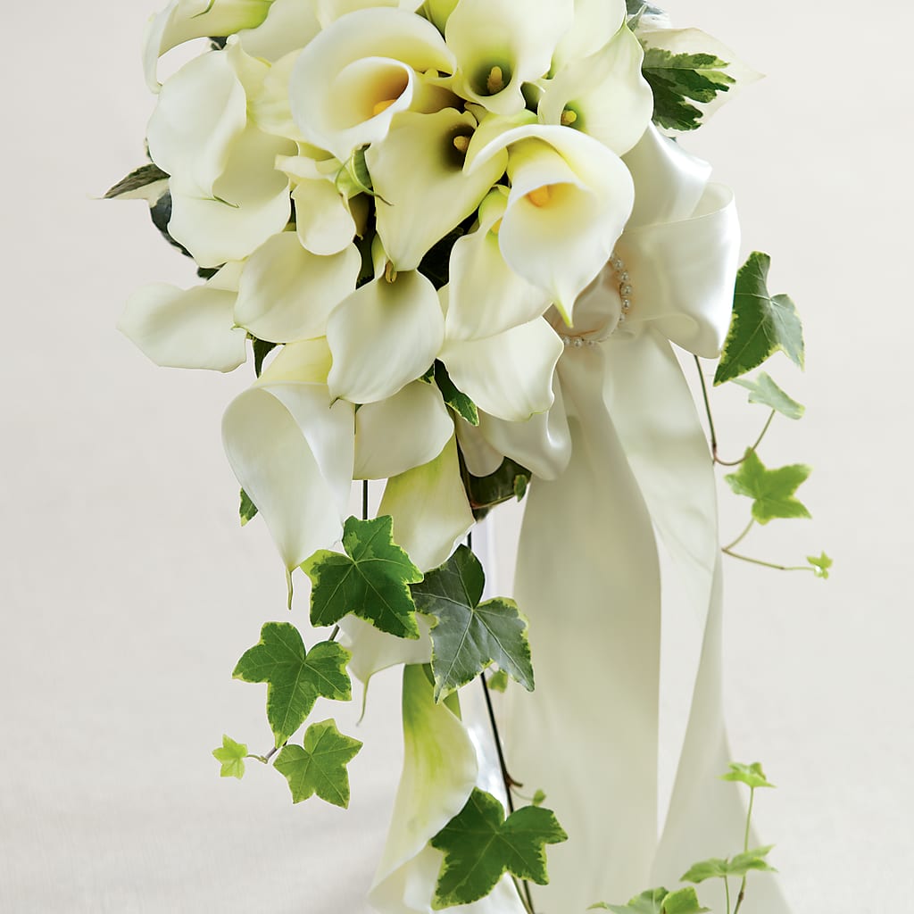 White Chapel Bouquet – Elite Flowers Of Hemet, Hemet CA