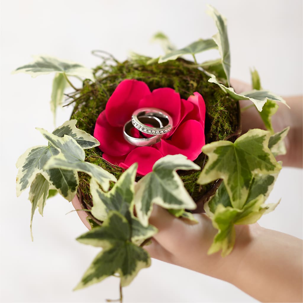 Lila Rose Ring Nest – Elite Flowers Of Hemet, Hemet CA