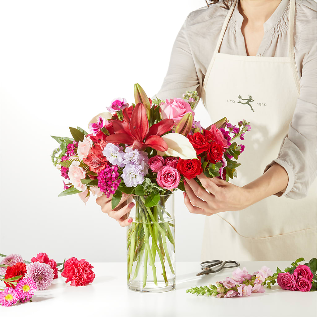 Swooning Over You - A Luxury Florist Original –  Elite Flowers Of Hemet, Hemet CA