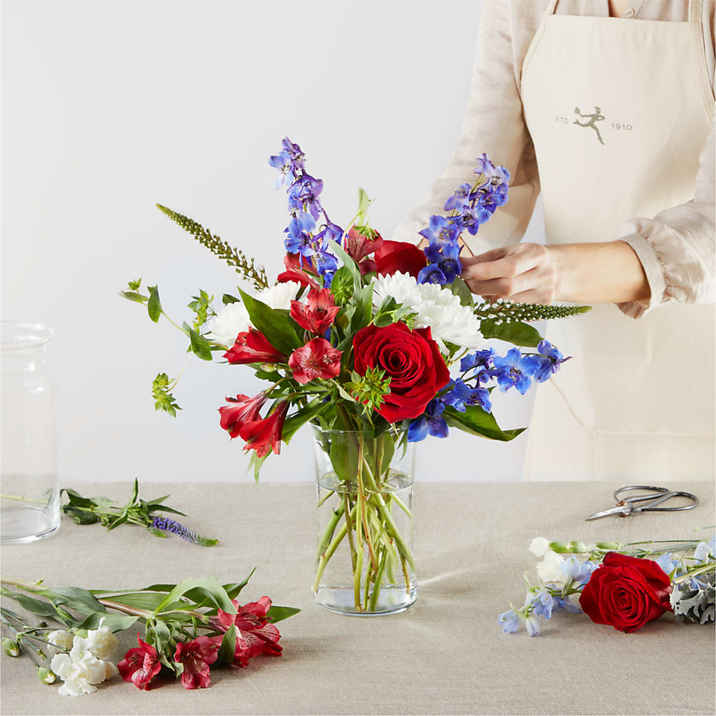 Star Spangled - A Florist Original –  Elite Flowers Of Hemet, Hemet CA