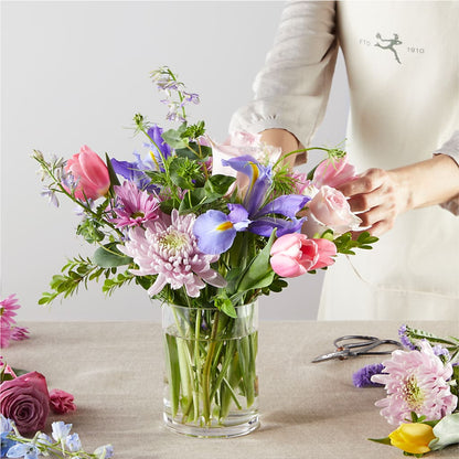 Pastel Tradition - A Florist Original –  Elite Flowers Of Hemet, Hemet CA
