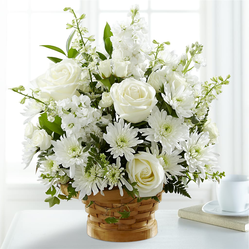 Heartfelt Condolences Arrangement –  Elite Flowers Of Hemet, Hemet CA