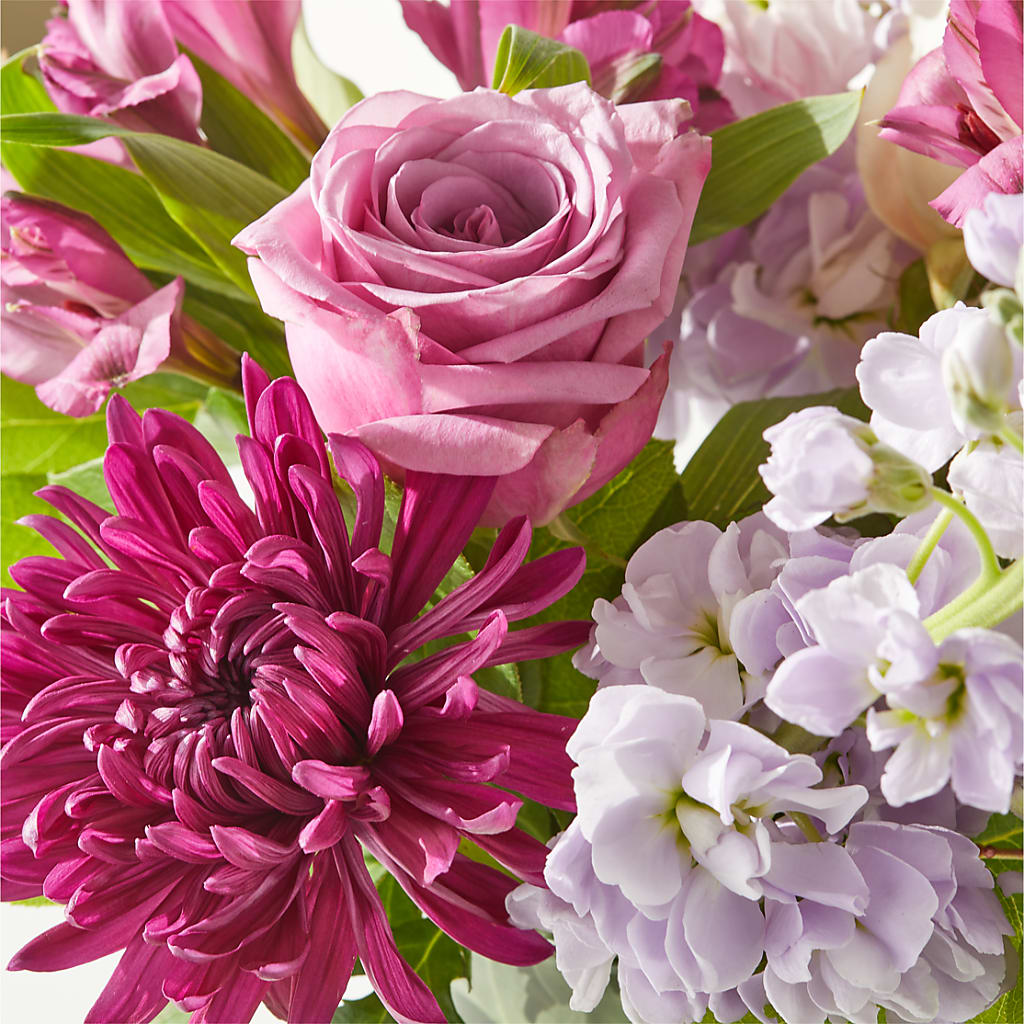 Amethyst Dreams Bouquet –  Elite Flowers Of Hemet, Hemet CA