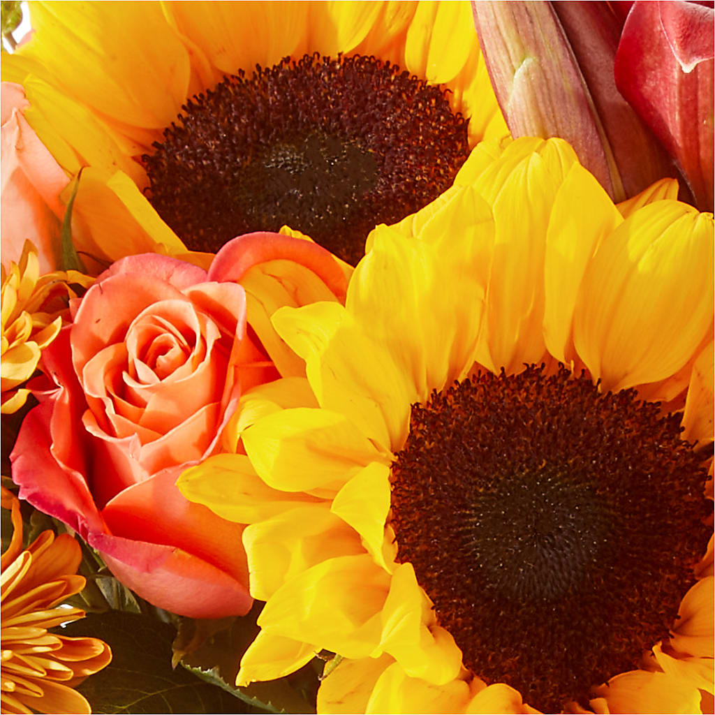 Acorn Lane Bouquet –  Elite Flowers Of Hemet, Hemet CA