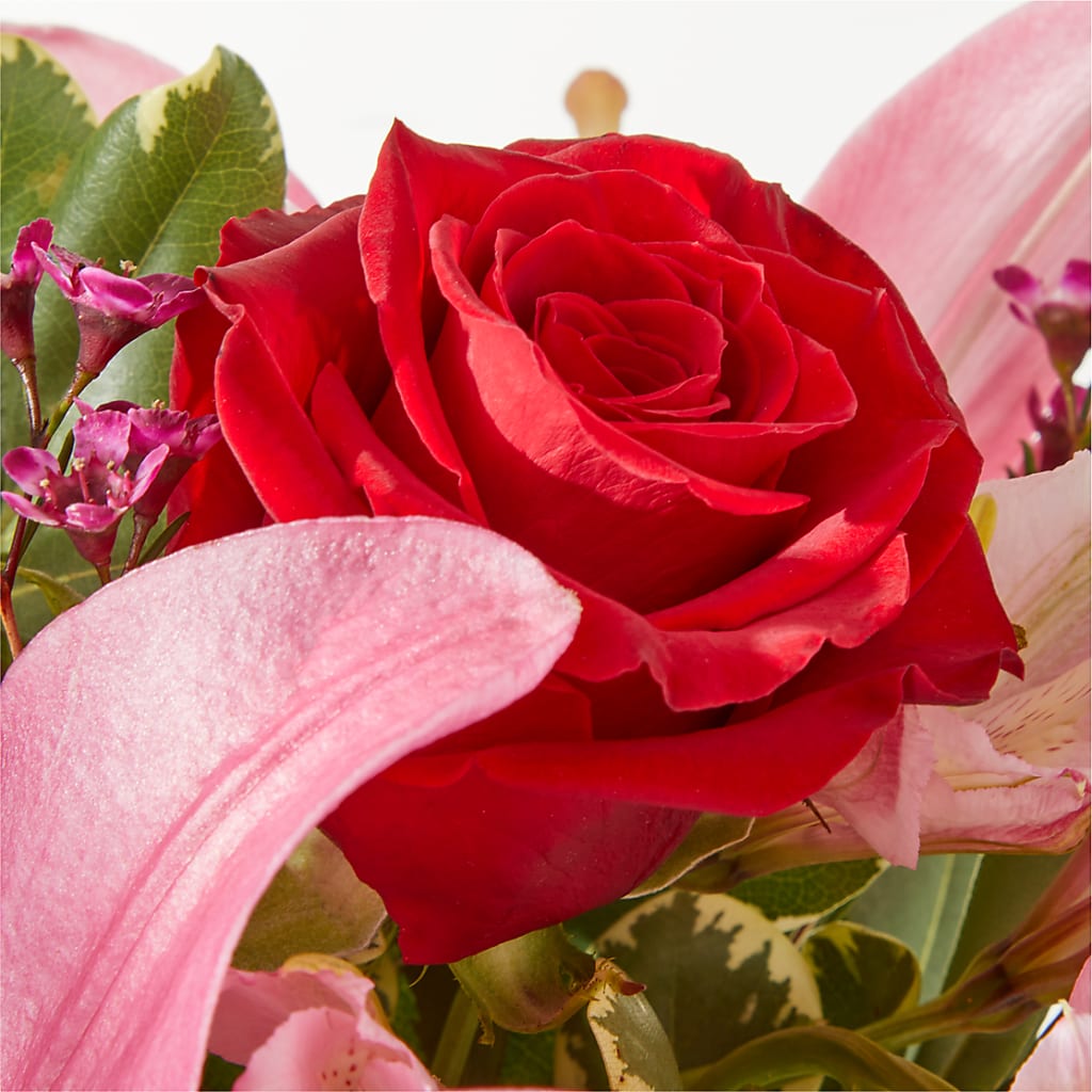Lucky in Love Bouquet –  Elite Flowers Of Hemet, Hemet CA