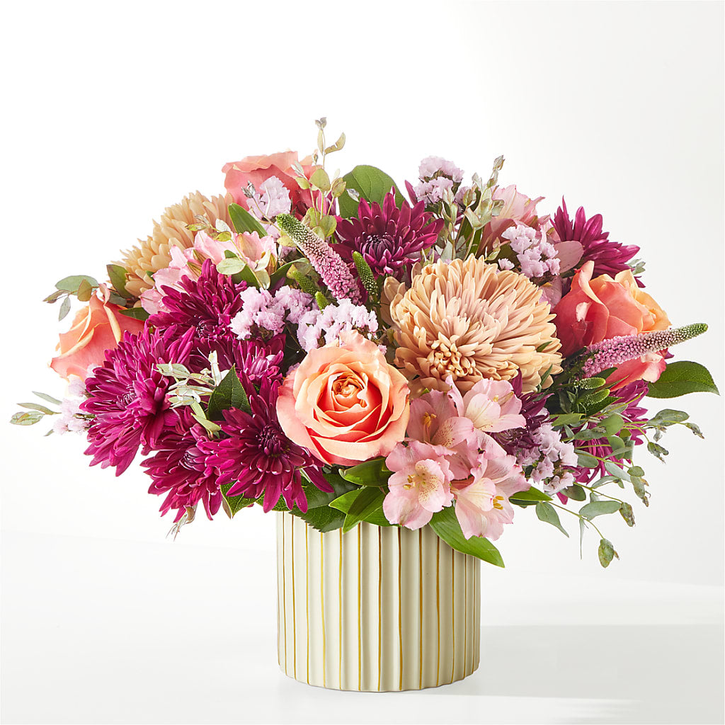 Berry Cobbler Bouquet with Ivory Vase –  Elite Flowers Of Hemet, Hemet CA