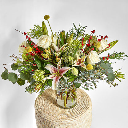 Berry & Bright Bouquet –  Elite Flowers Of Hemet, Hemet CA