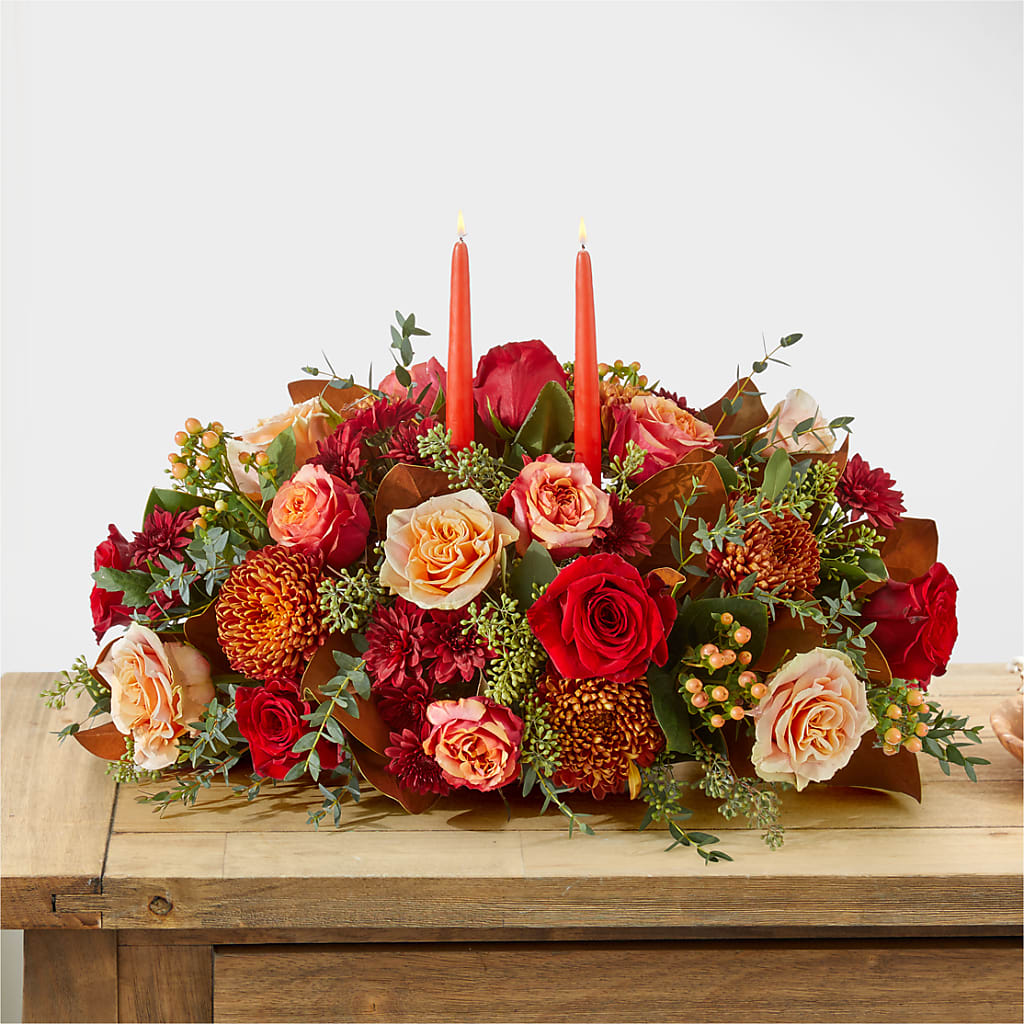 Gather Near Centerpiece –  Elite Flowers Of Hemet, Hemet CA