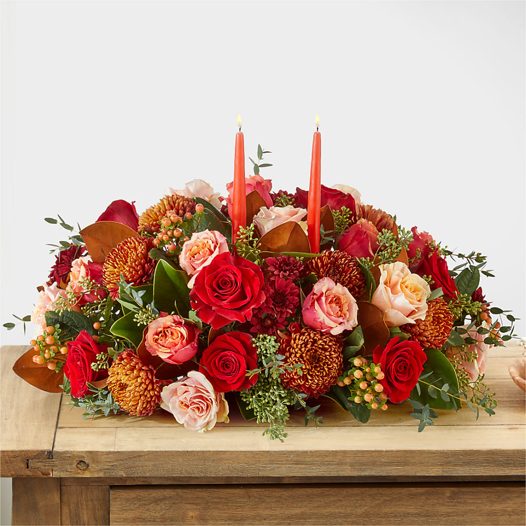 Gather Near Centerpiece –  Elite Flowers Of Hemet, Hemet CA