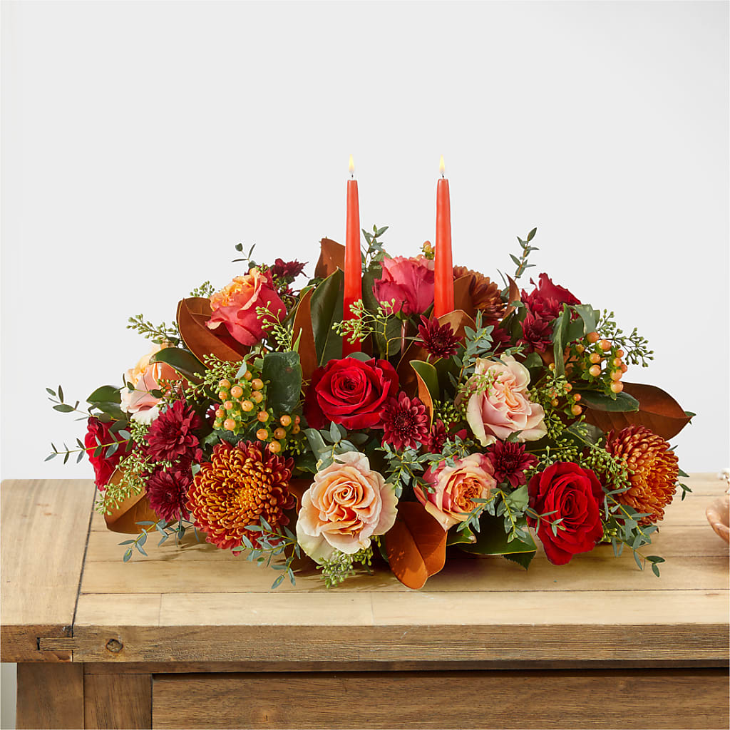 Gather Near Centerpiece –  Elite Flowers Of Hemet, Hemet CA